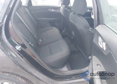 2021 Kia Forte Lxs из США, поврежденный, VIN 3KPF24AD0ME375431